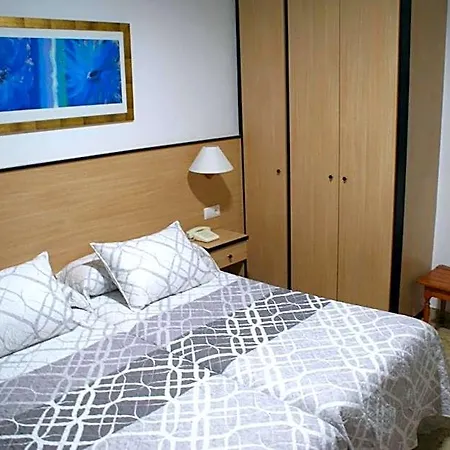 Otel Carabela 2 Cullera